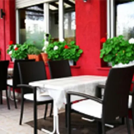 Restaurant Alexandros فندق